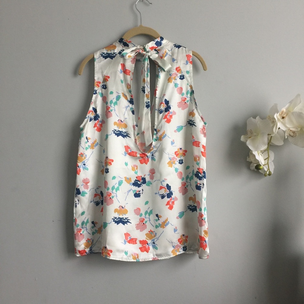 SOLD! 💌💌$138 NEW Tularosa Evie Floral Choker Top - Picture 6 of 8